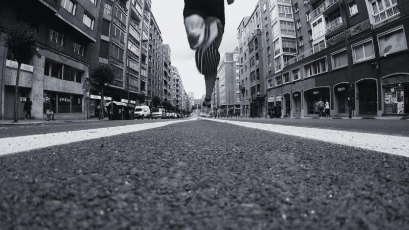 42.195 metros y 6 segundos